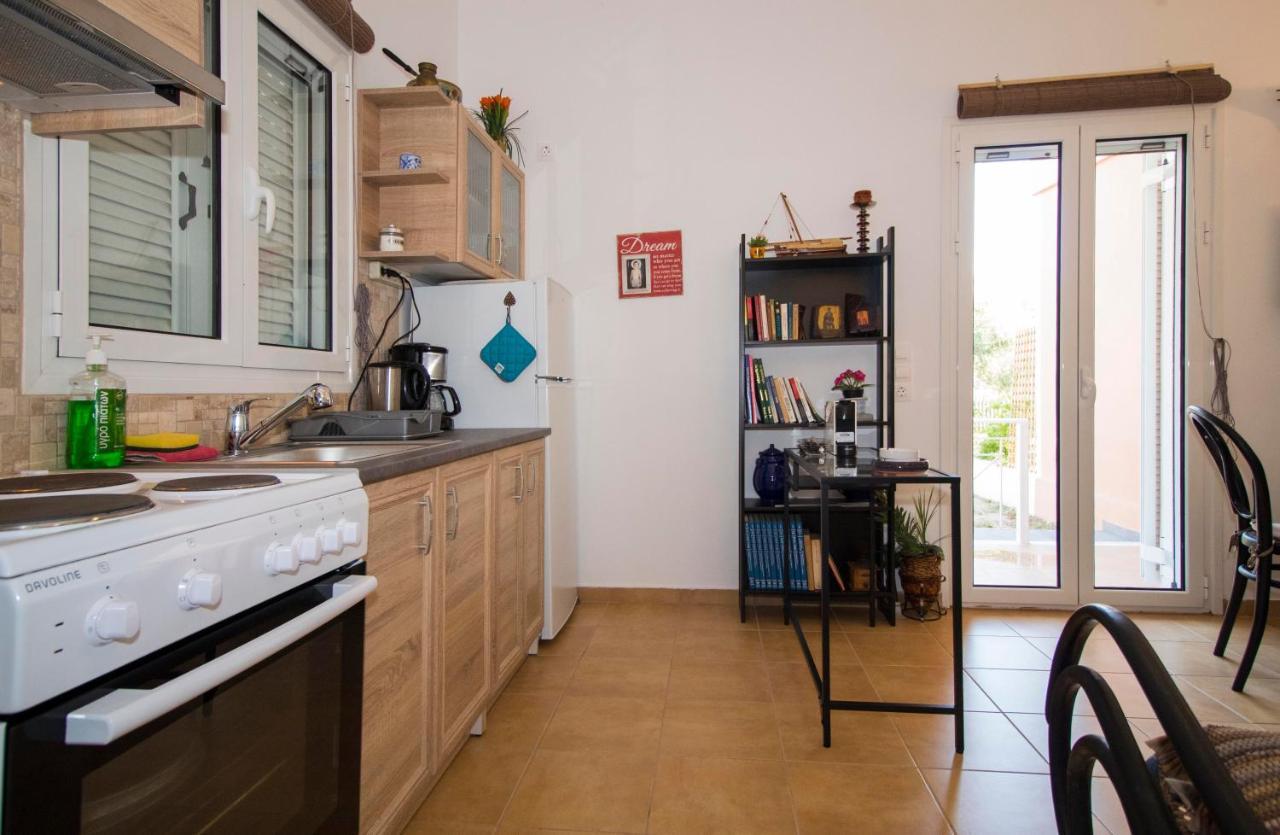 Laconian Collection Mavrovouni Beach House Gytheio Exterior foto